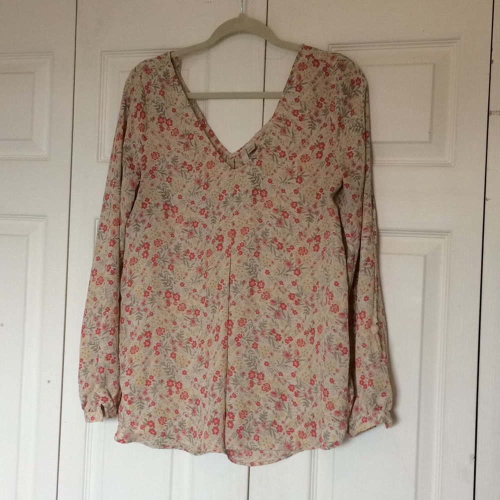Lauren Conrad flowy top